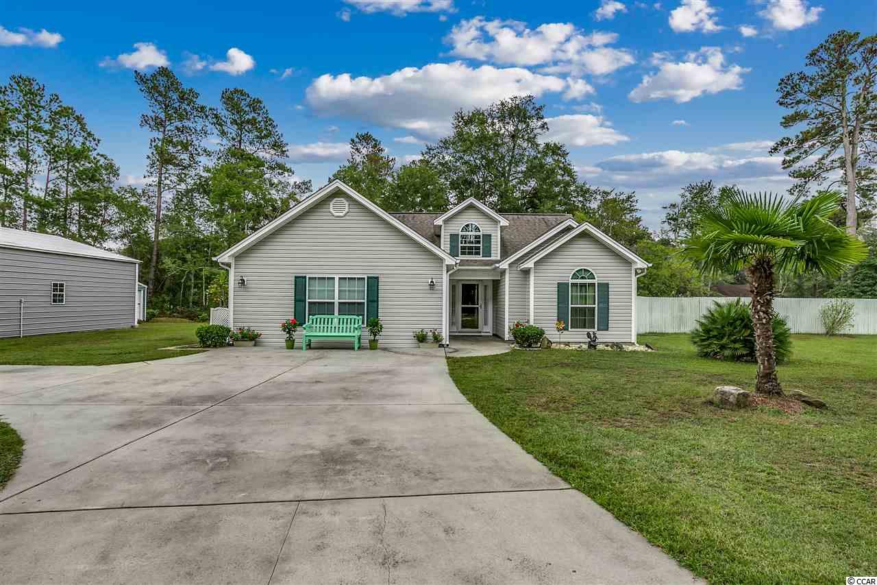 944 Barrett Street Loris, SC 29569 - Photo 4 of 24