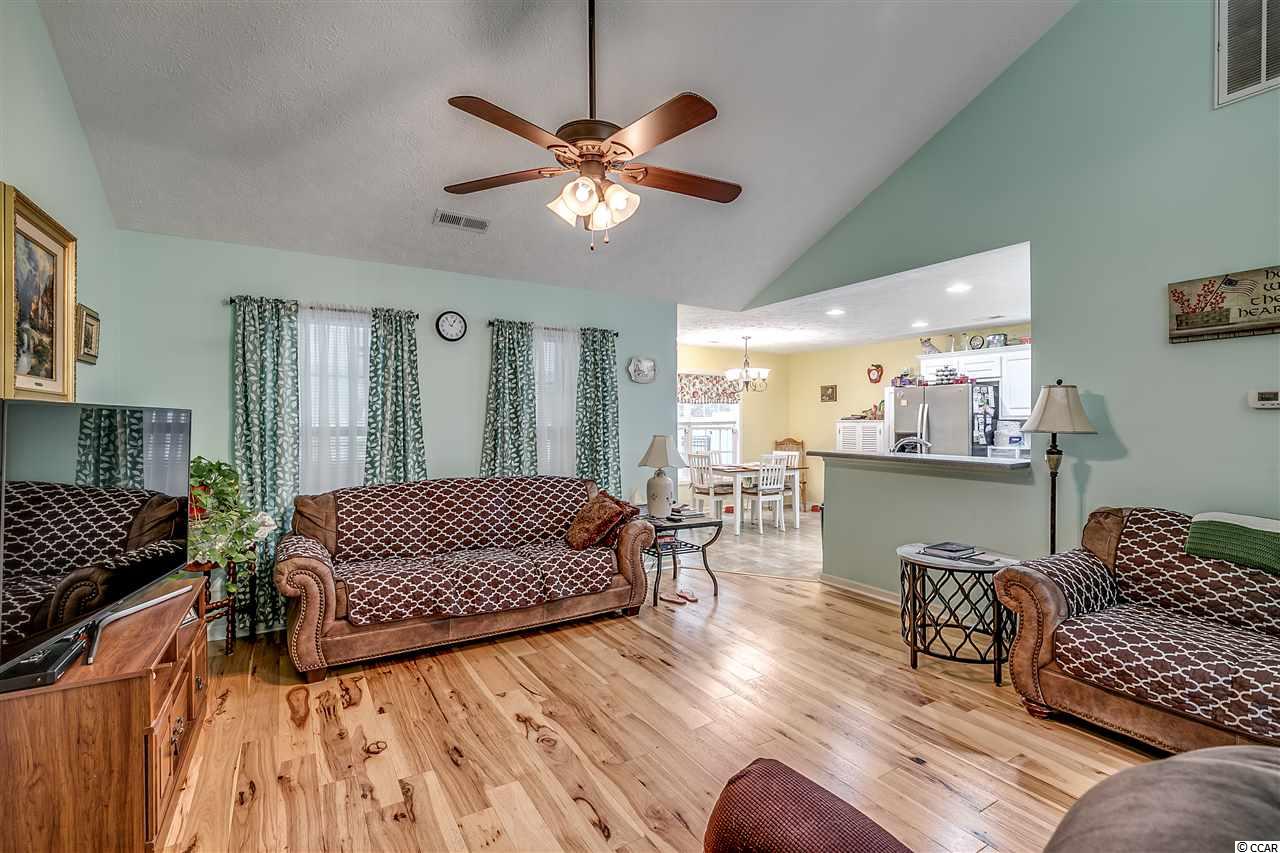 944 Barrett Street Loris, SC 29569 - Photo 6 of 24