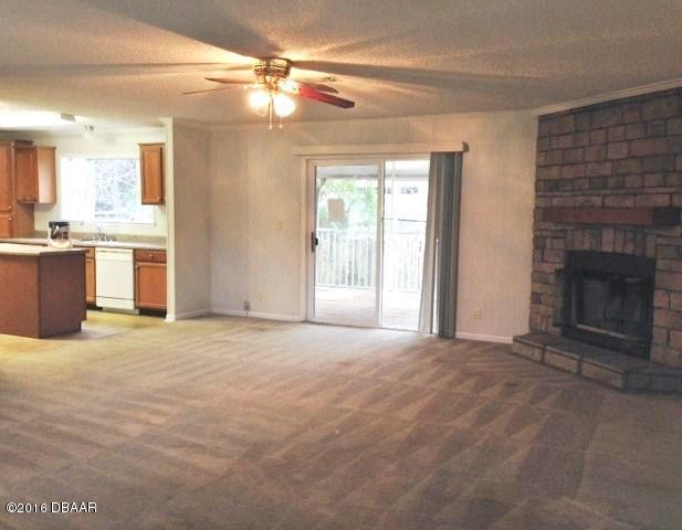23926 Deer Road Astor, FL 32102 - Photo 2 of 16 IMG_6256