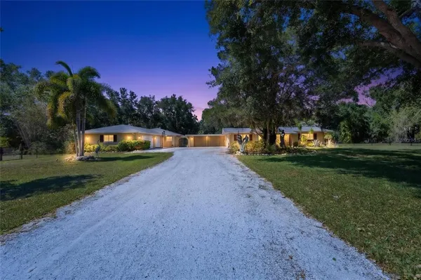 $1,165,000 | 2515 49th Street, Sarasota, FL 34234