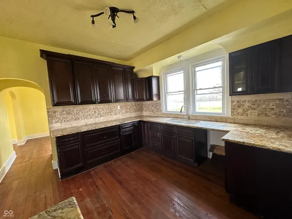 $369,900 | 1198 Highway 59, Rockville, IN 47872