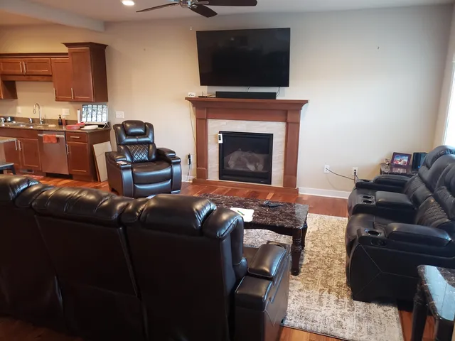 $534,900 | 241 South Longfield Drive, Sun Prairie, WI 53590