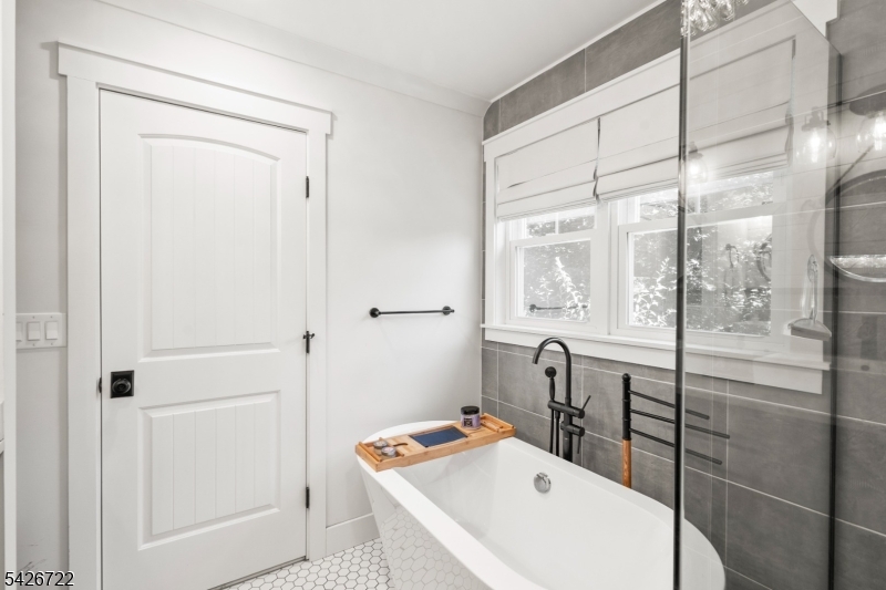 17 Drake Road Mendham, NJ 07945 - Photo 26 of 50