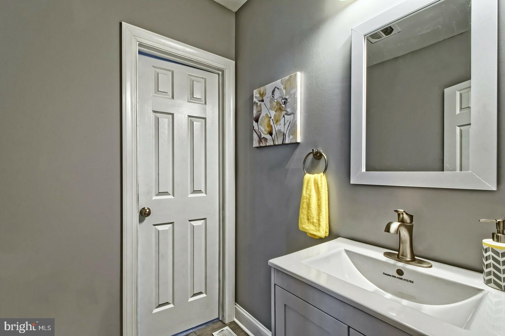 262 Tam Oshanter Road Mount Laurel, NJ 08054 - Photo 16 of 30 Gallery Image 16