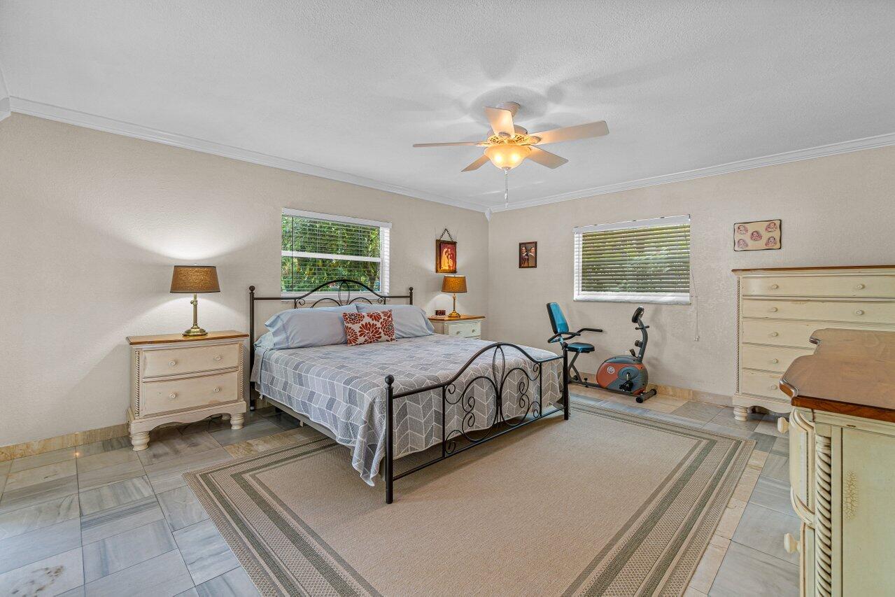22446 Southwest 65th Avenue Boca Raton, FL 33428 - Photo 16 of 27 019-22446Southwest65thAvenue-BocaRaton-F