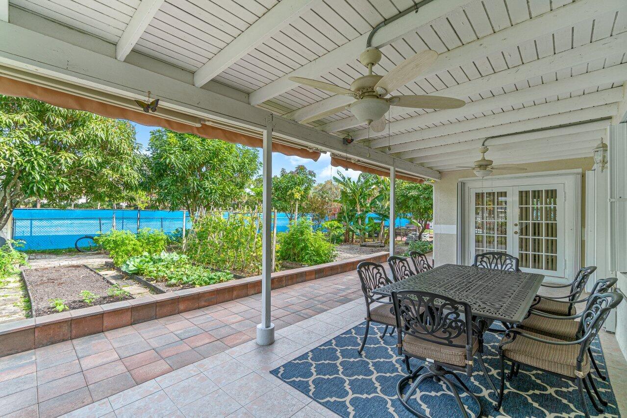 22446 Southwest 65th Avenue Boca Raton, FL 33428 - Photo 21 of 27 024-22446Southwest65thAvenue-BocaRaton-F