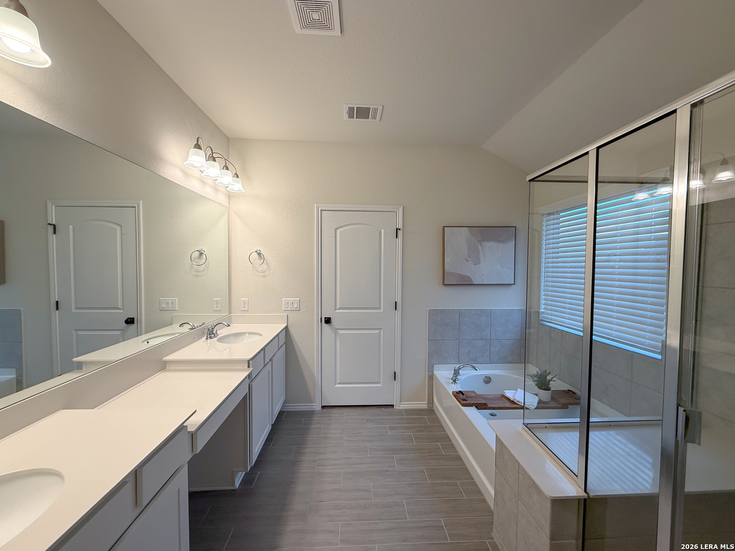 141 Inverness Boerne, TX 78015 - Photo 23 of 33