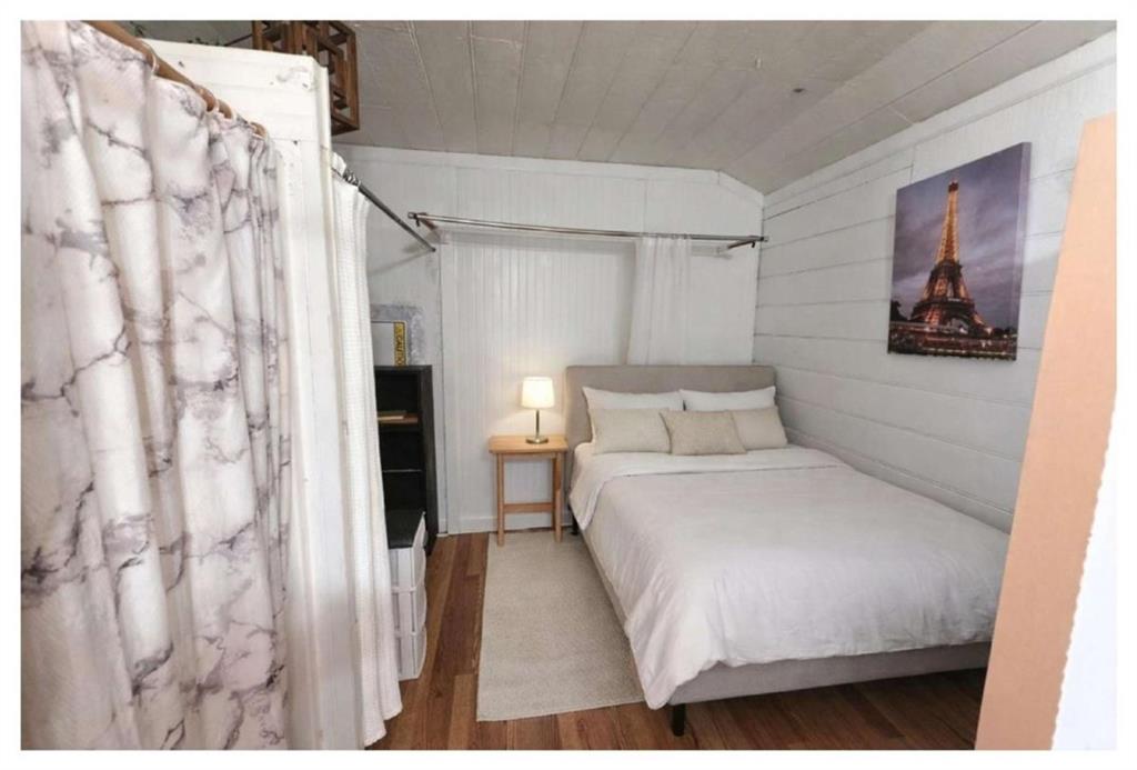 Undisclosed Address Decatur, GA 30032 - Photo 6 of 7