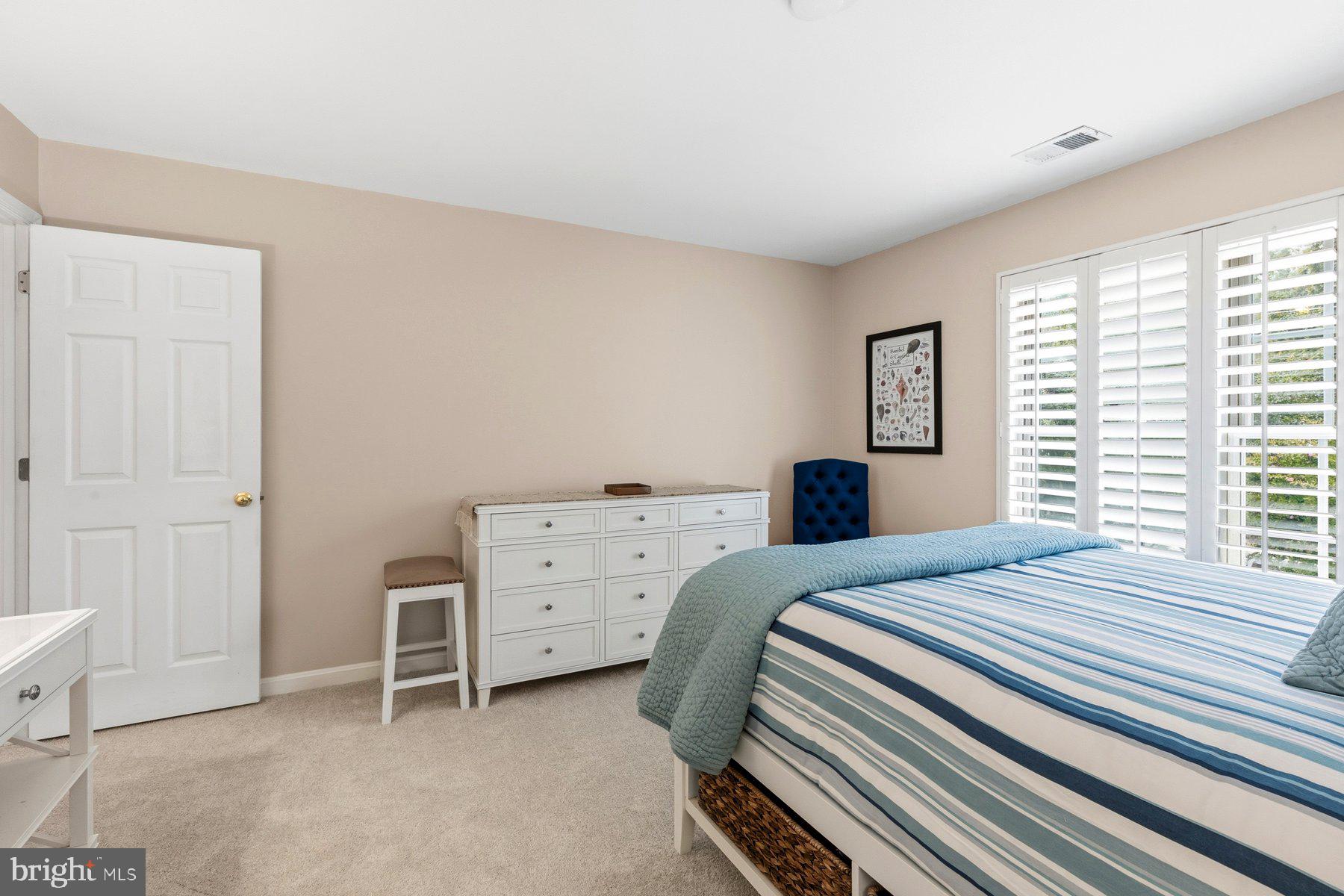 184 Hickory Point Road Pasadena, MD 21122 - Photo 35 of 57