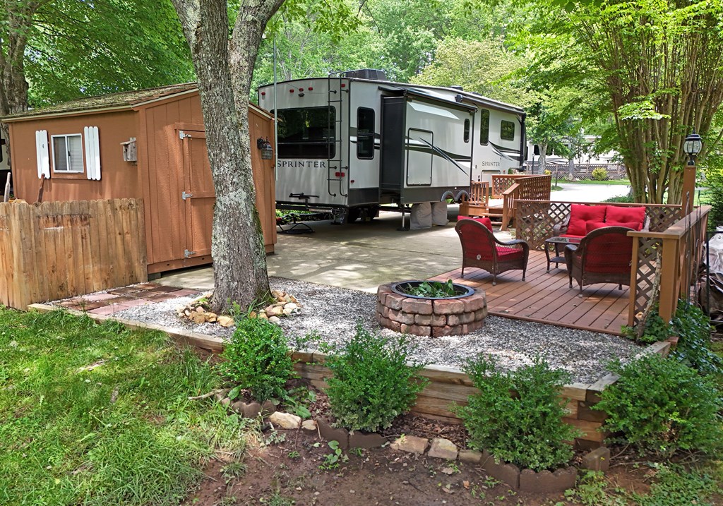 86 Moccasin Road Blairsville, GA 30512 - Photo 4 of 30 Gallery Image 4