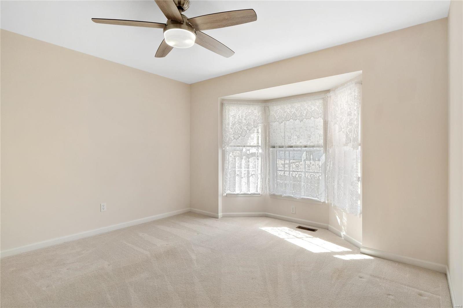 147 Braewood Circle St. Charles, MO 63301 - Photo 6 of 35