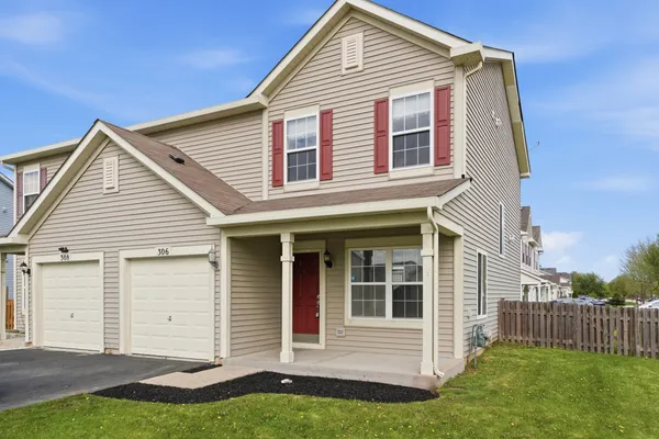 $274,900 | 306 Waubonsee Drive, Plano, IL 60545
