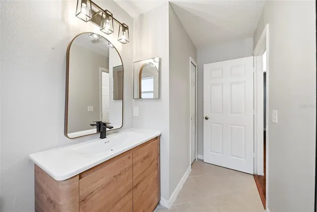 $324,900 | 245 Hollinghead Loop, Davenport, FL 33896