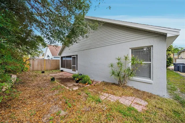 $324,900 | 245 Hollinghead Loop, Davenport, FL 33896