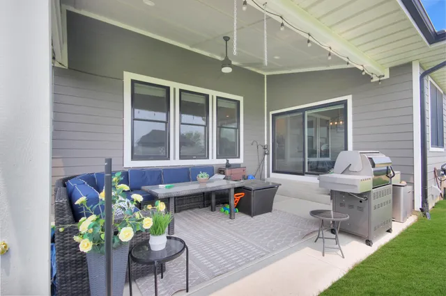 a living room filled with furniture