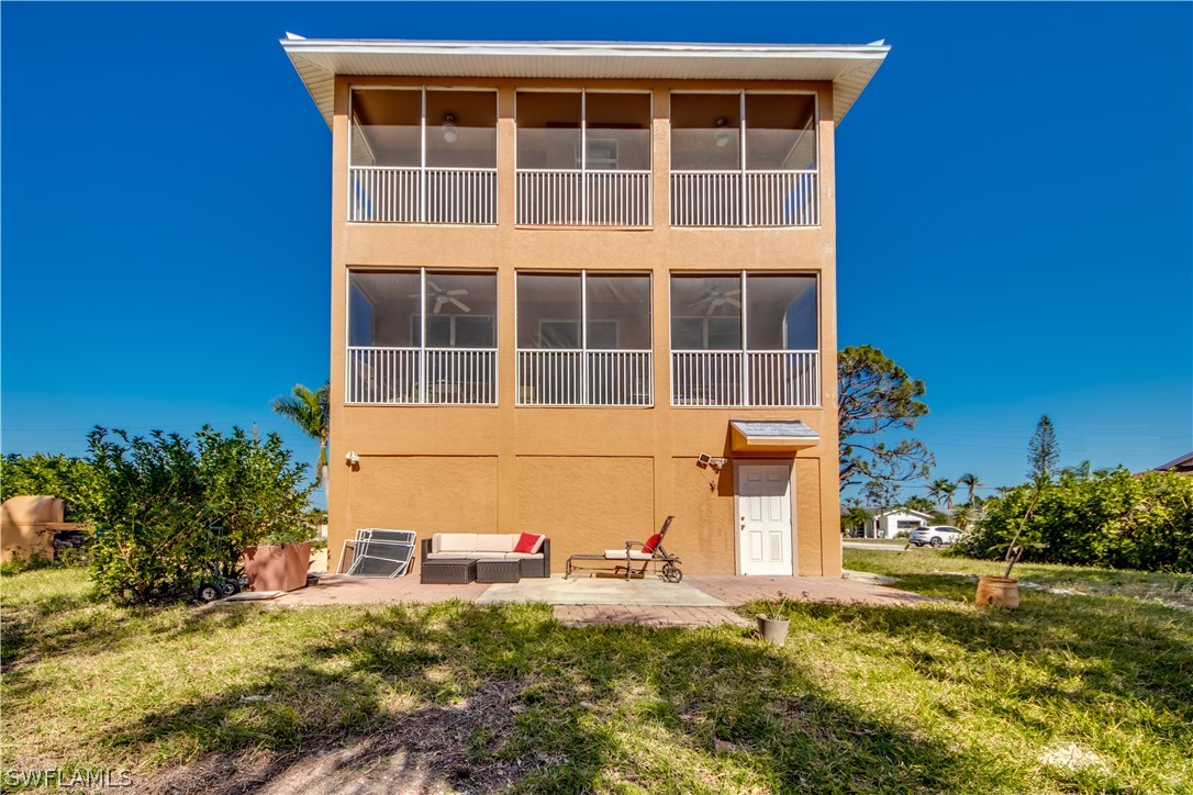 6091 Park Road Fort Myers, FL 33908 - Photo 3 of 22 a house view with a garden space