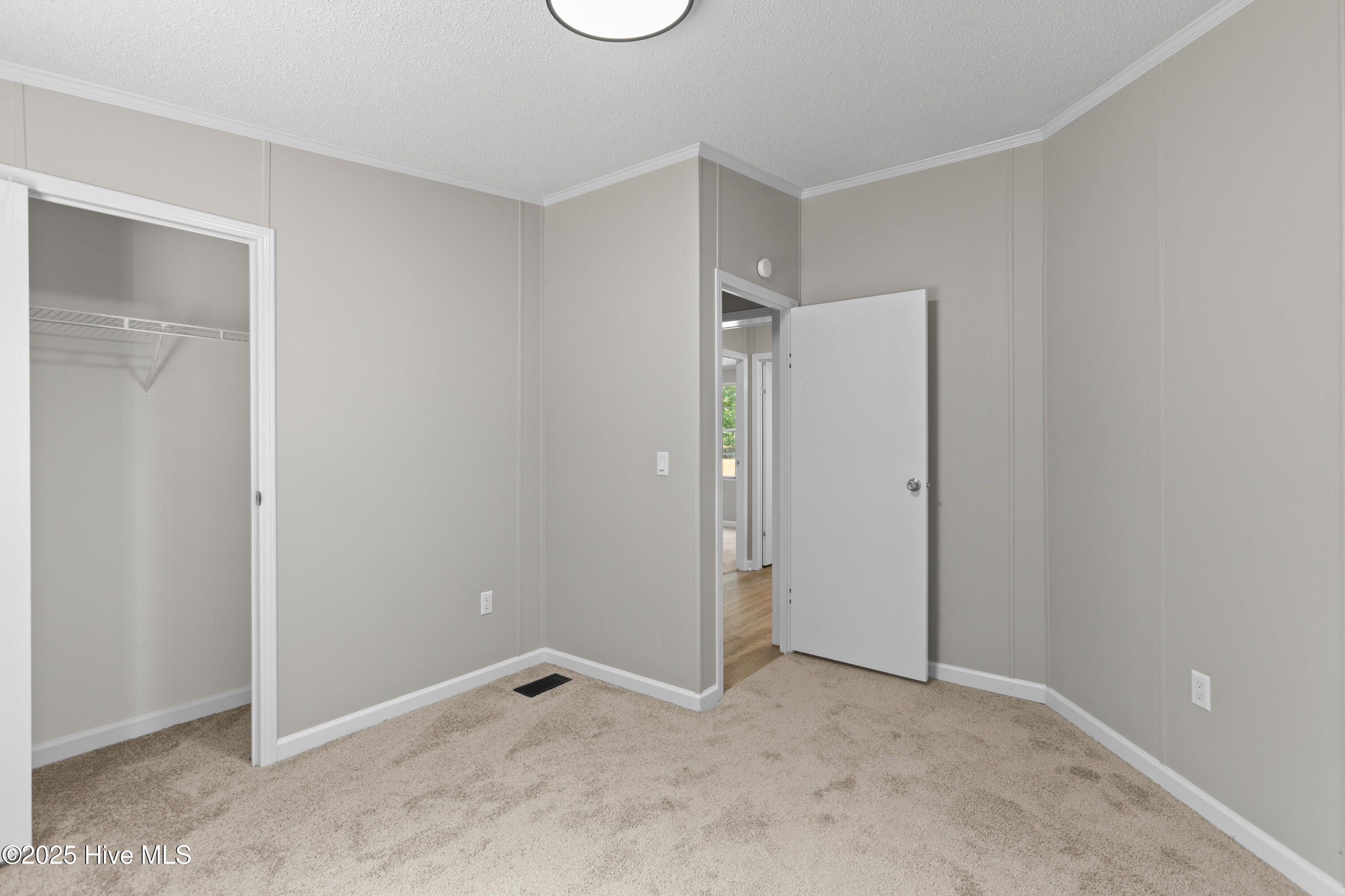 117 Rodeo Lane Jacksonville, NC 28540 - Photo 23 of 33 Bedroom 3