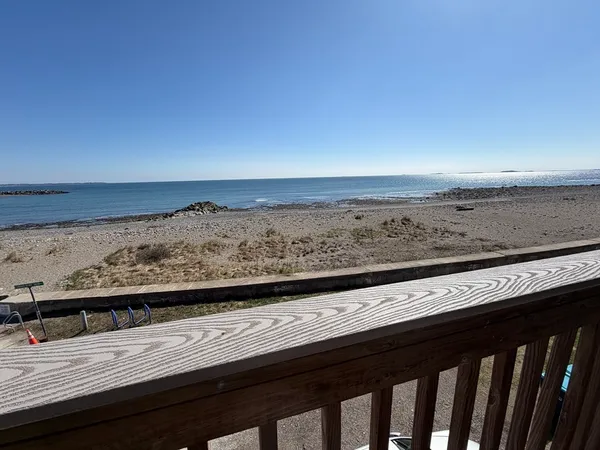 $3,200 | 20 Faun Bar Avenue, Unit 2, Winthrop, MA 02152