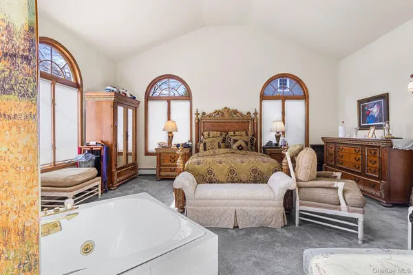 $1,149,000 | 46 Riggs Place, Locust Valley, NY 11560