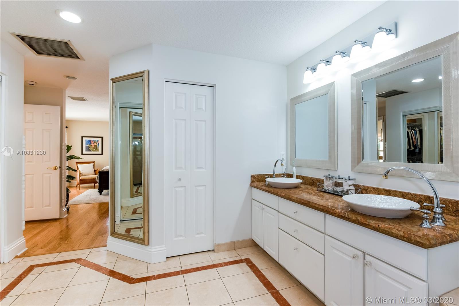 12850 165th Road North Jupiter, FL 33478 - Photo 22 of 46 Gallery Image 22
