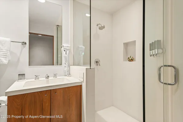$75,000 | 706 East Hyman Avenue, Unit 706, Aspen, CO 81611