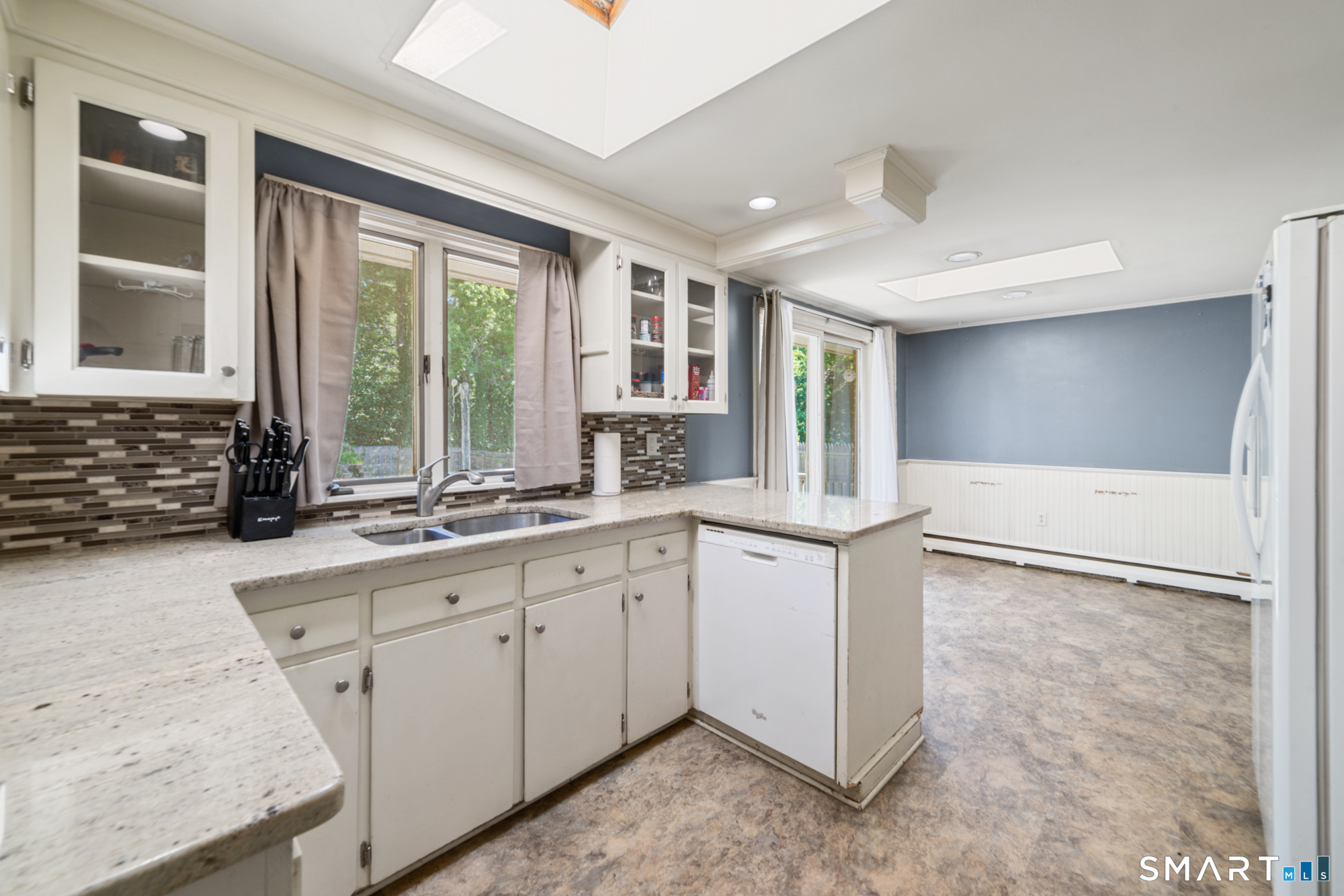 75 Pierce Street Torrington, CT 06790 - Photo 8 of 35