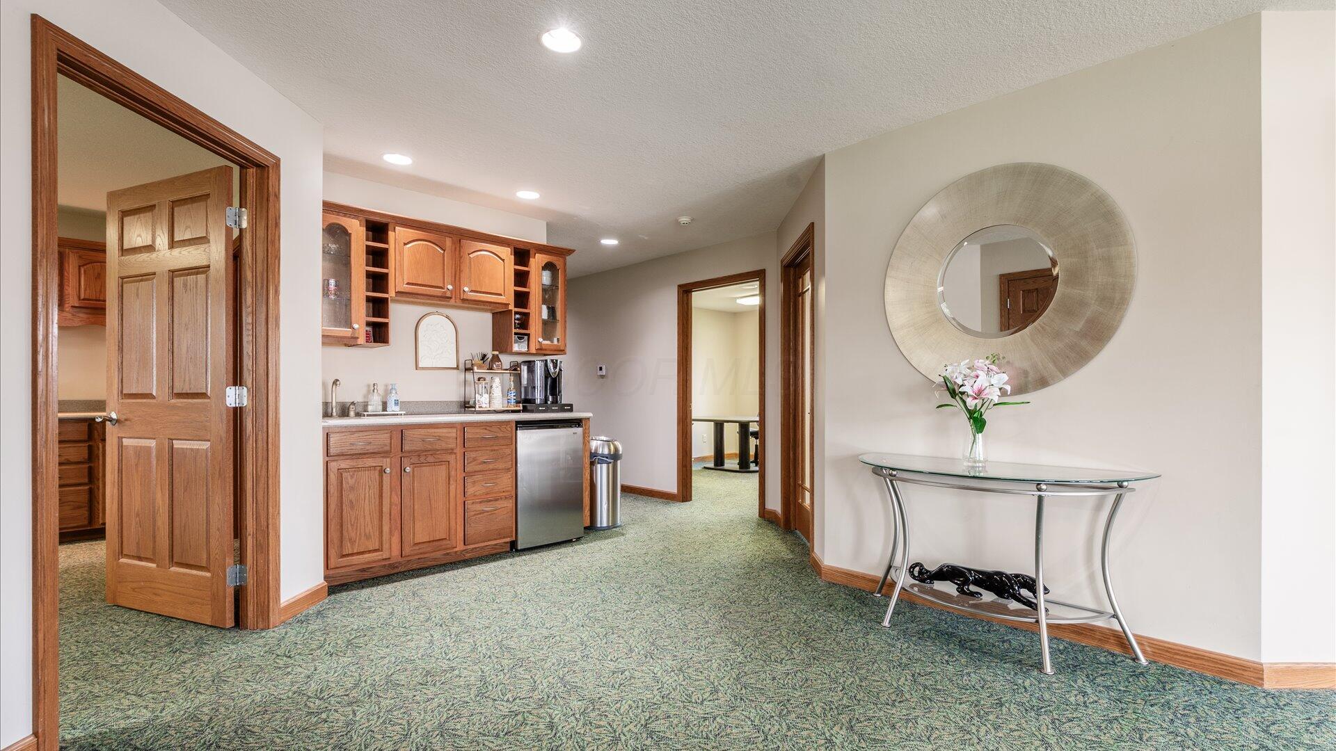 1675-1699 Mt Vernon Road Newark, OH 43055 - Photo 16 of 79 Office