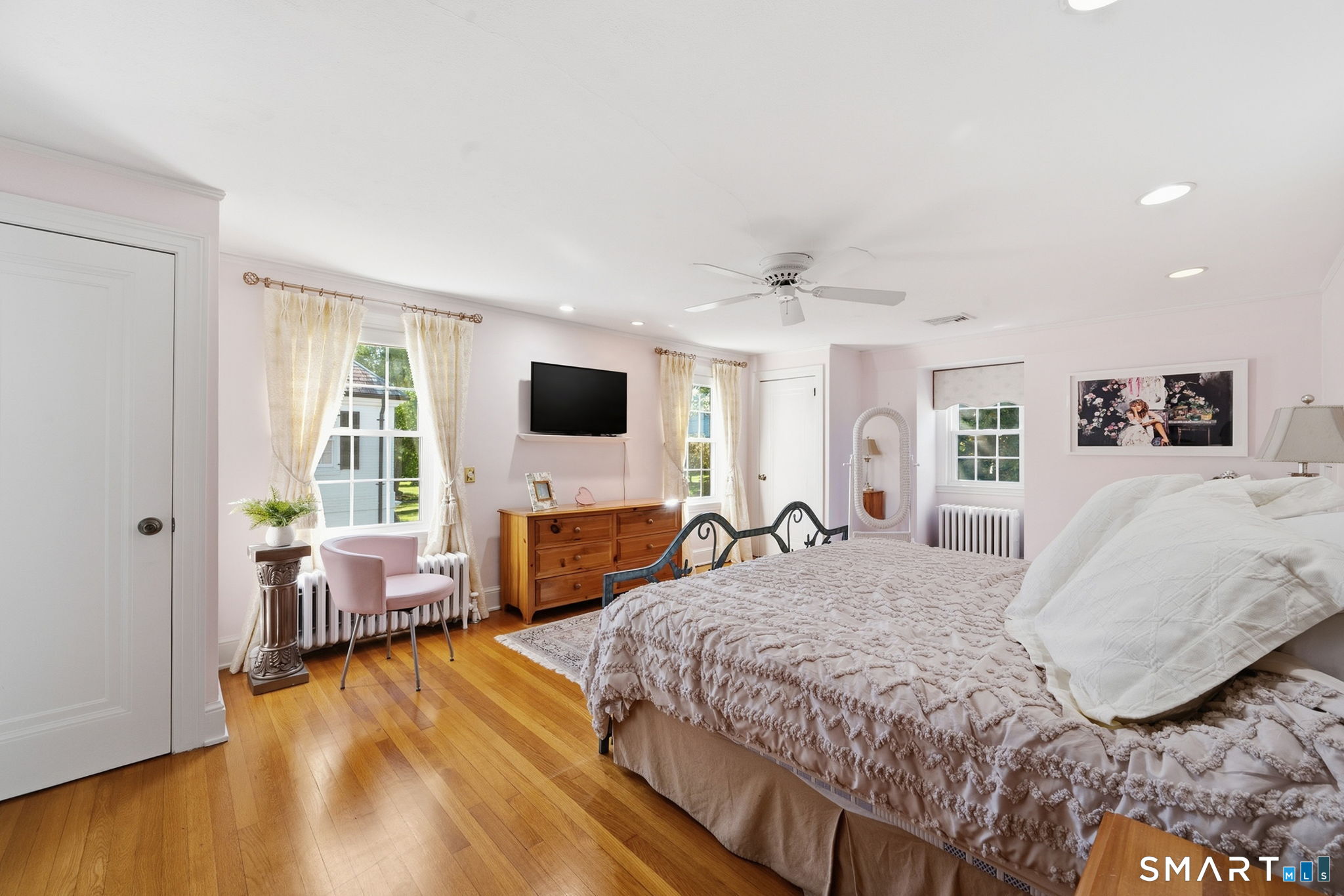 28 Colony Road West Hartford, CT 06117 - Photo 22 of 40 Gallery Image 22