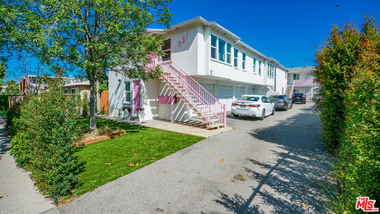 331 West Windsor Road Glendale, CA 91204 - Photo 1 of 23