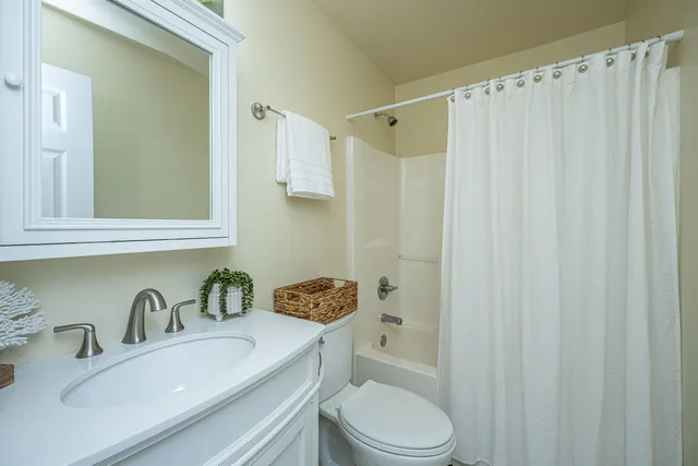 $600,000 | 3809 Tim Ascue Lane, Mount Pleasant, SC 29429