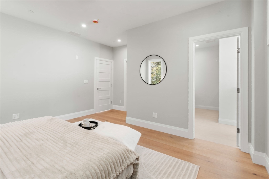 956 Walnut Street, Unit 6 Newton, MA 02461 - Photo 20 of 38