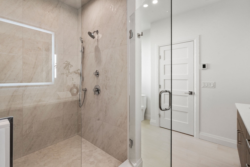 956 Walnut Street, Unit 6 Newton, MA 02461 - Photo 22 of 38