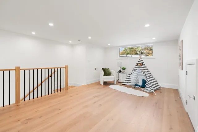 $2,899,000 | 956 Walnut Street, Unit 6, Newton, MA 02459