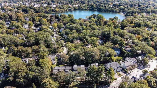 $2,899,000 | 956 Walnut Street, Unit 6, Newton, MA 02459