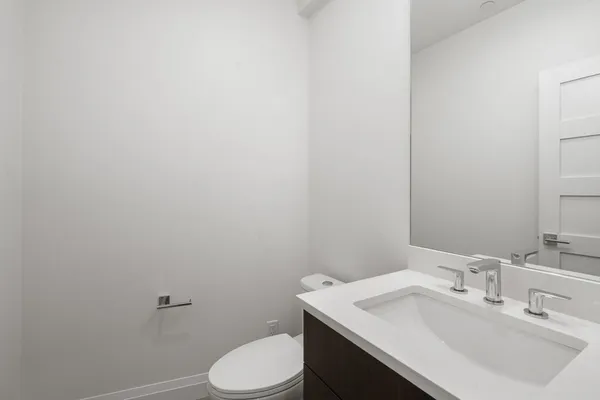 $2,899,000 | 956 Walnut Street, Unit 6, Newton, MA 02459
