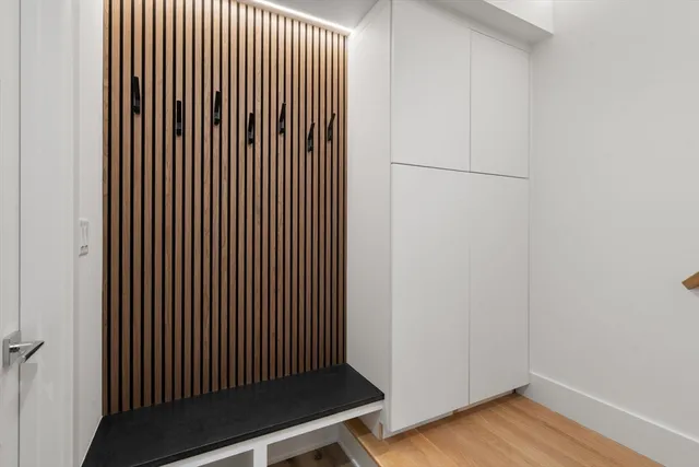 $2,899,000 | 956 Walnut Street, Unit 6, Newton, MA 02459