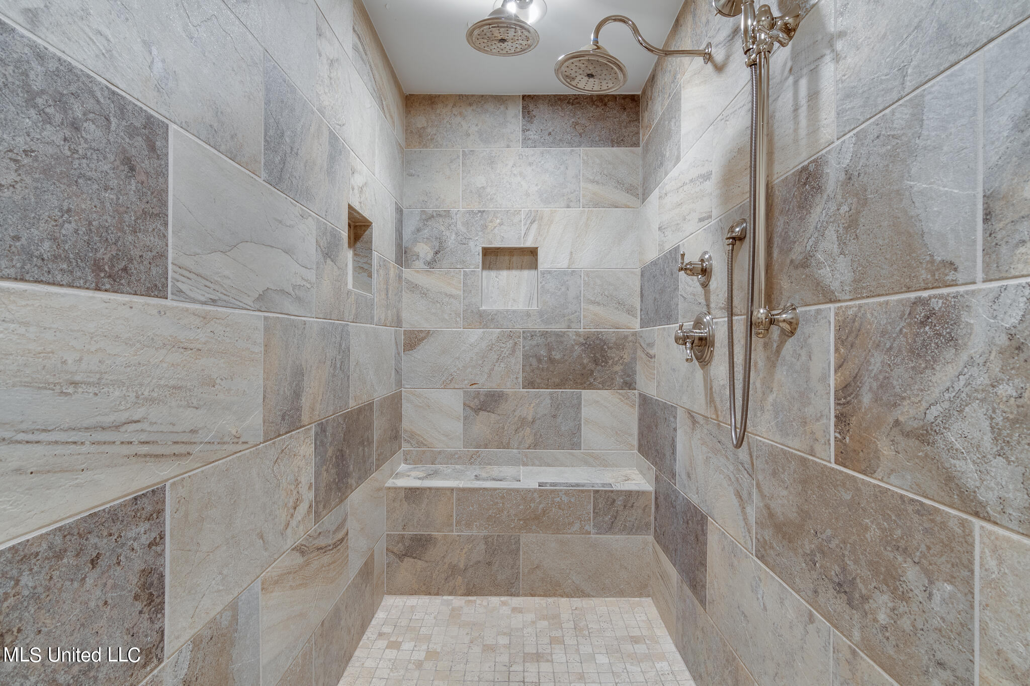 634 Carey Chapel Road Red Banks, MS 38661 - Photo 16 of 33 oversized shower