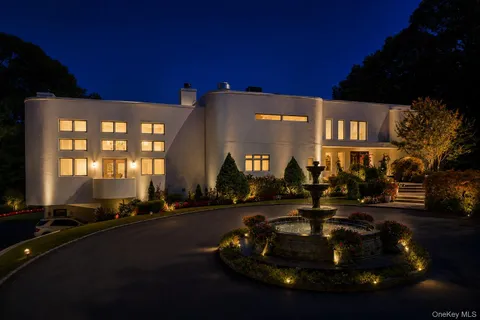 $6,995,000 | 26 Tennis Court Road, Oyster Bay, NY 11771