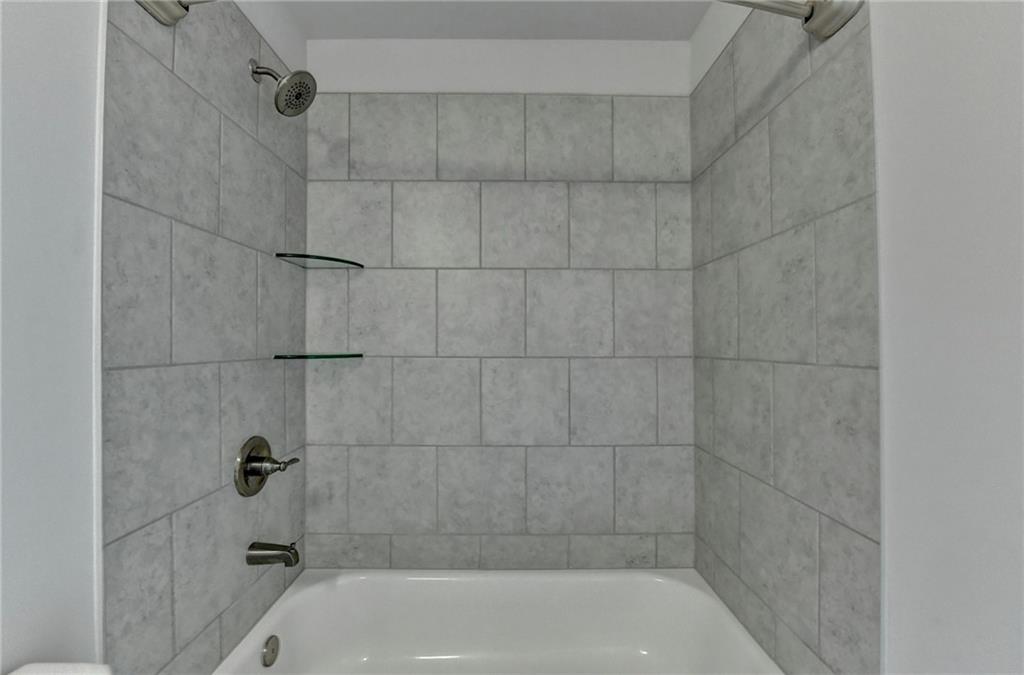2695 La Rive Drive Duluth, GA 30097 - Photo 32 of 66