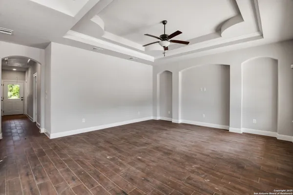 $1,750 | 243 Sliprock Drive, Canyon Lake, TX 78133