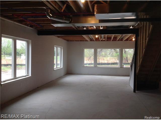 8617 Hyne Road Brighton, MI 48114 - Photo 12 of 16 Hacker - Walkout LL 3.jpg