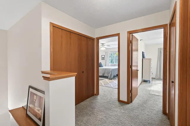 $244,900 | 2597 Bedford Court, Unit 27, Mendota Heights, MN 55120