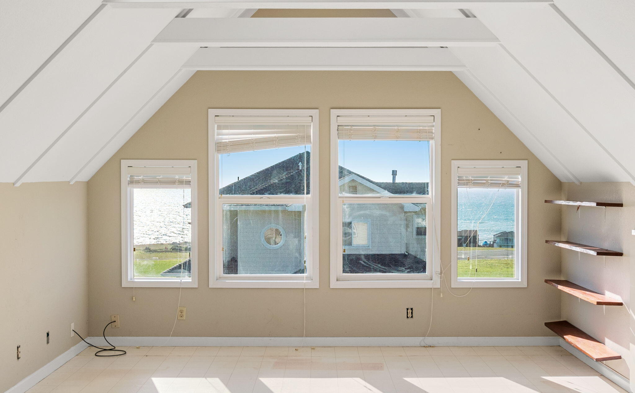 124 Sea View Road Whitethorn, CA 95589 - Photo 19 of 31 19-web-or-mls-DB100114