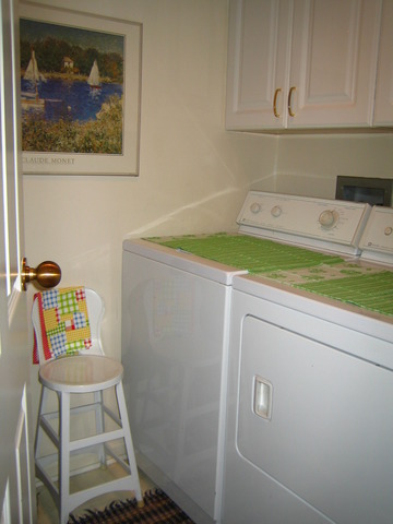 1140 Old Mill Road, Unit 504F Hinsdale, IL 60521 - Photo 15 of 21 a utility room with dryer and washer