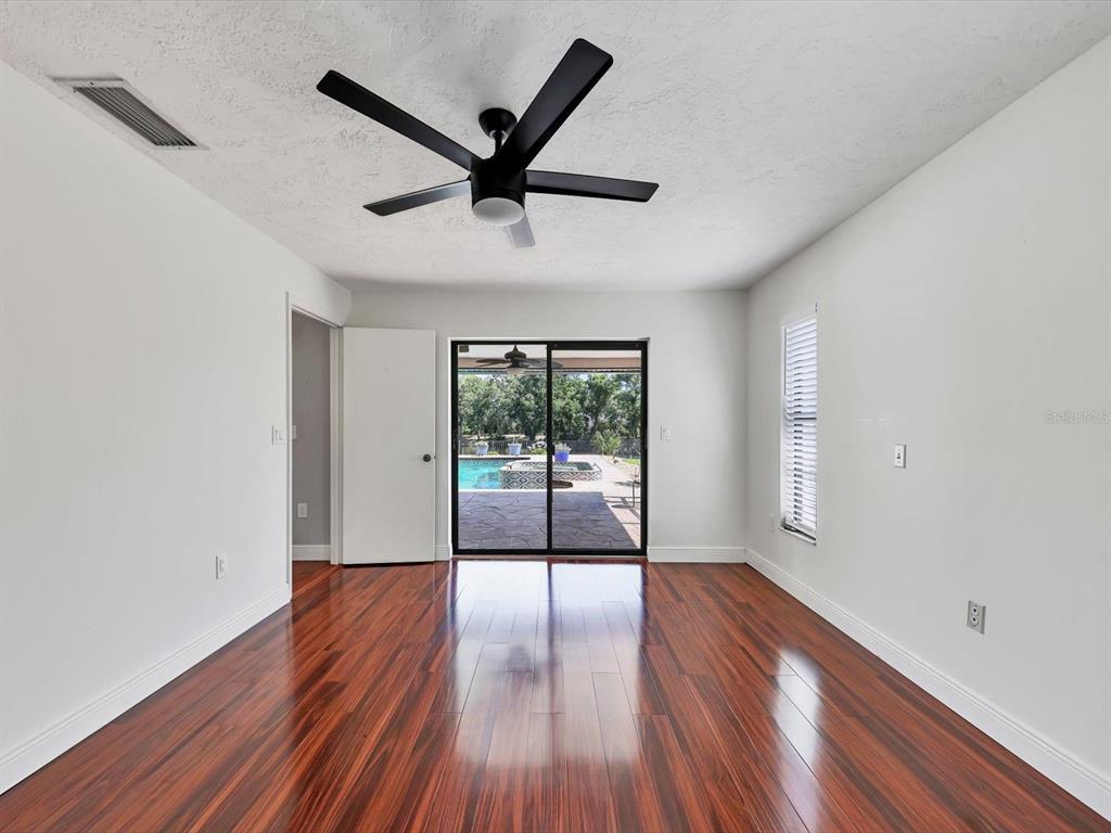 3927 Desoto Road Sarasota, FL 34243 - Photo 33 of 67