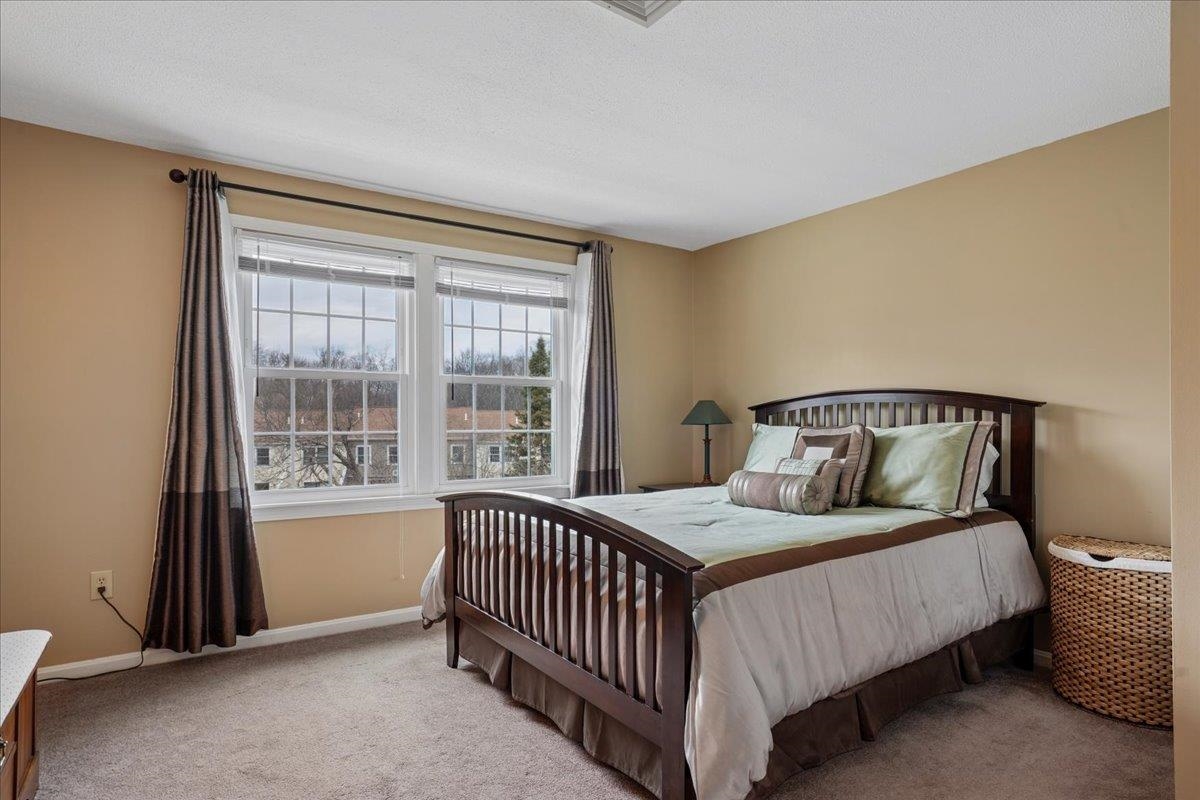 417 Fox Hollow Way Manchester, NH 03104 - Photo 16 of 26