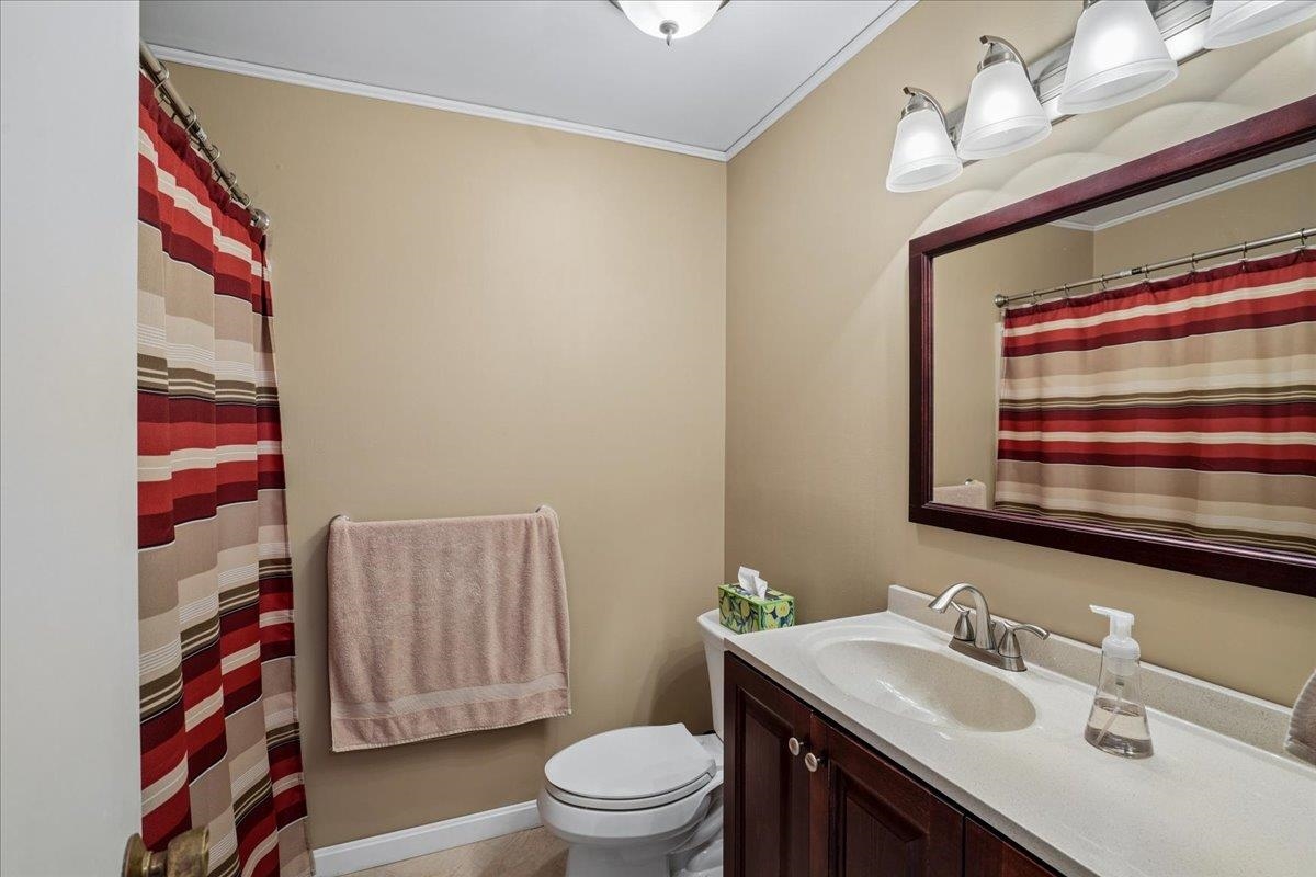 417 Fox Hollow Way Manchester, NH 03104 - Photo 19 of 26