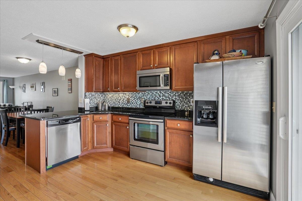 417 Fox Hollow Way Manchester, NH 03104 - Photo 9 of 26