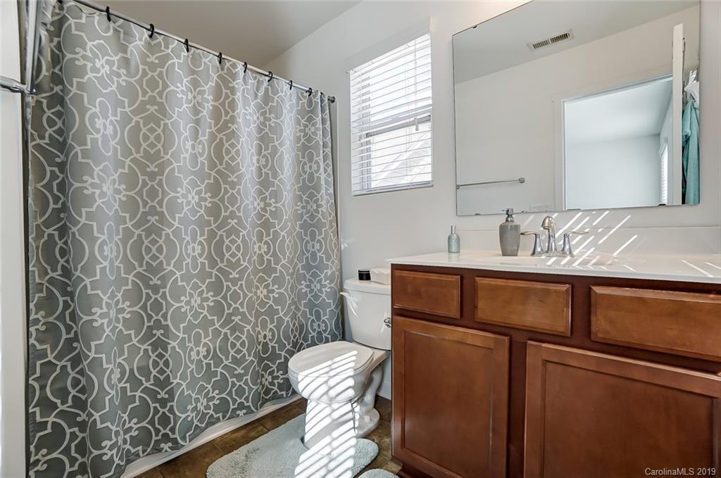 5916 Raisin Tree Lane Charlotte, NC 28215 - Photo 18 of 28 Gallery Image 18