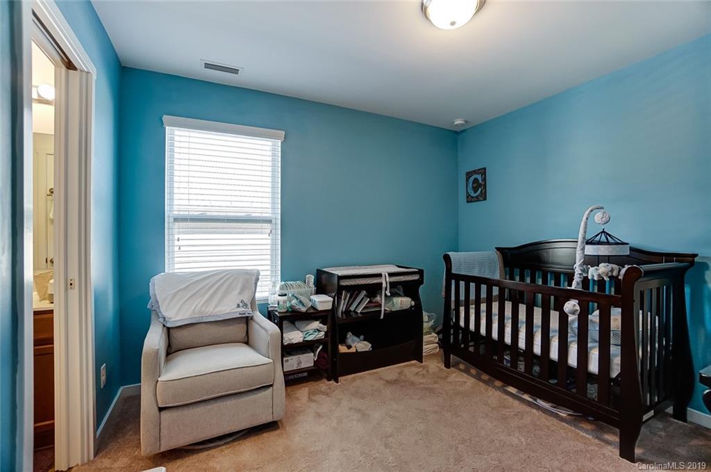 5916 Raisin Tree Lane Charlotte, NC 28215 - Photo 19 of 28 Gallery Image 19